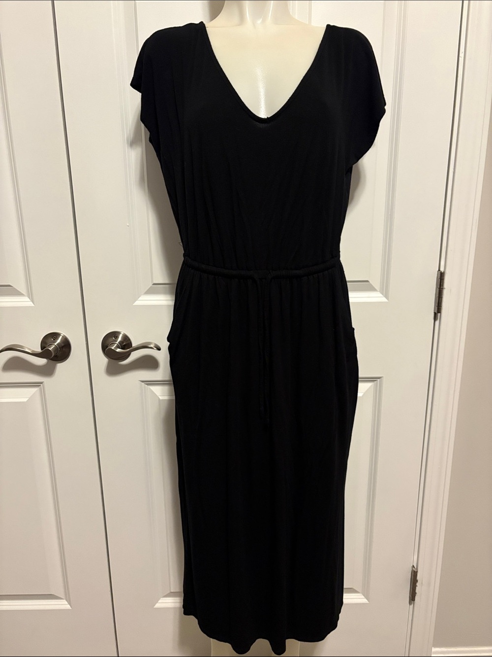 torrid Black V-Neck Maxi Dress with Tie Waist
